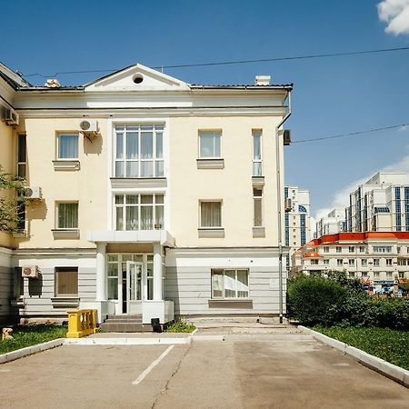 Business Hotel Αστάνα Εξωτερικό φωτογραφία